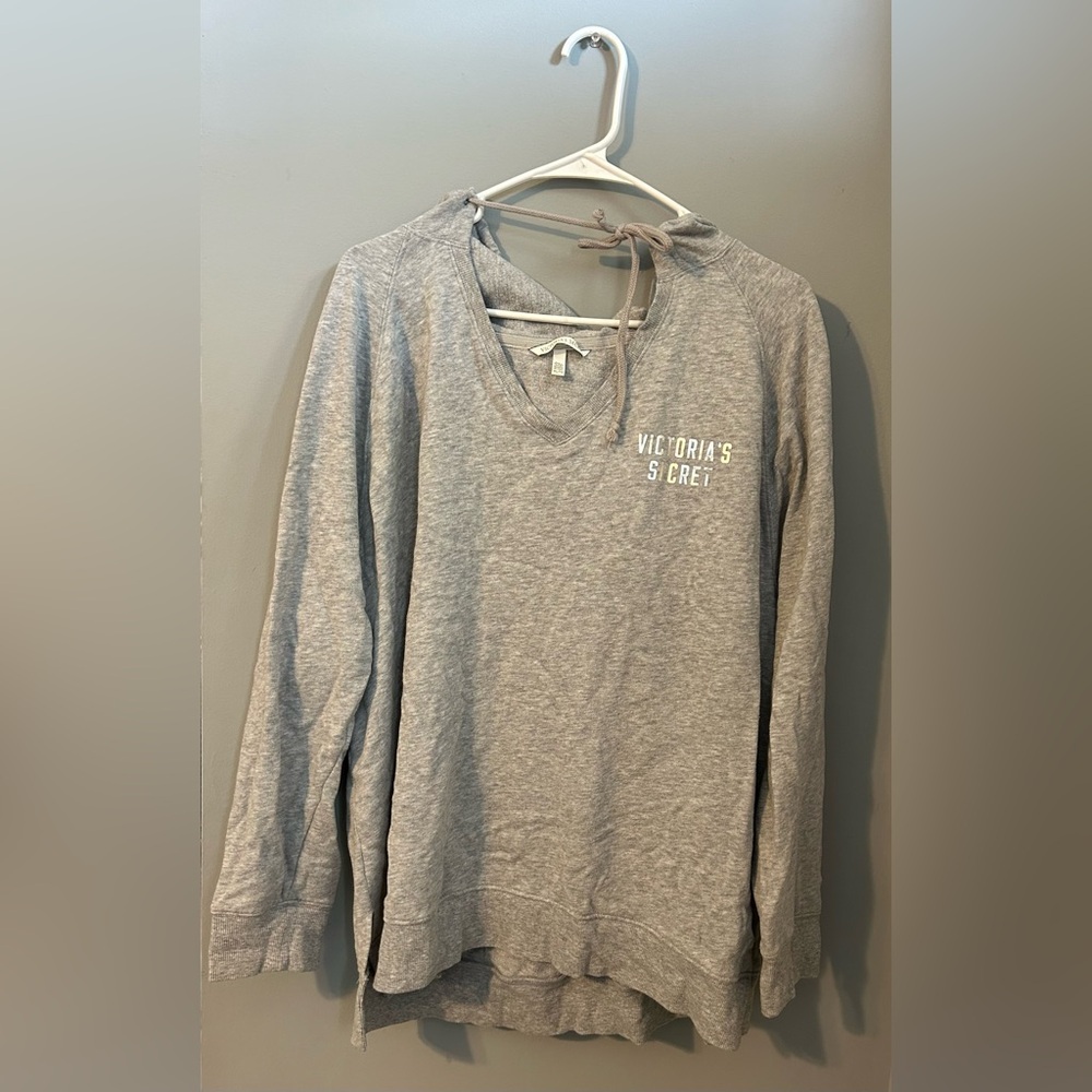 Size XL, Victoria secret grey sweatshirt.
